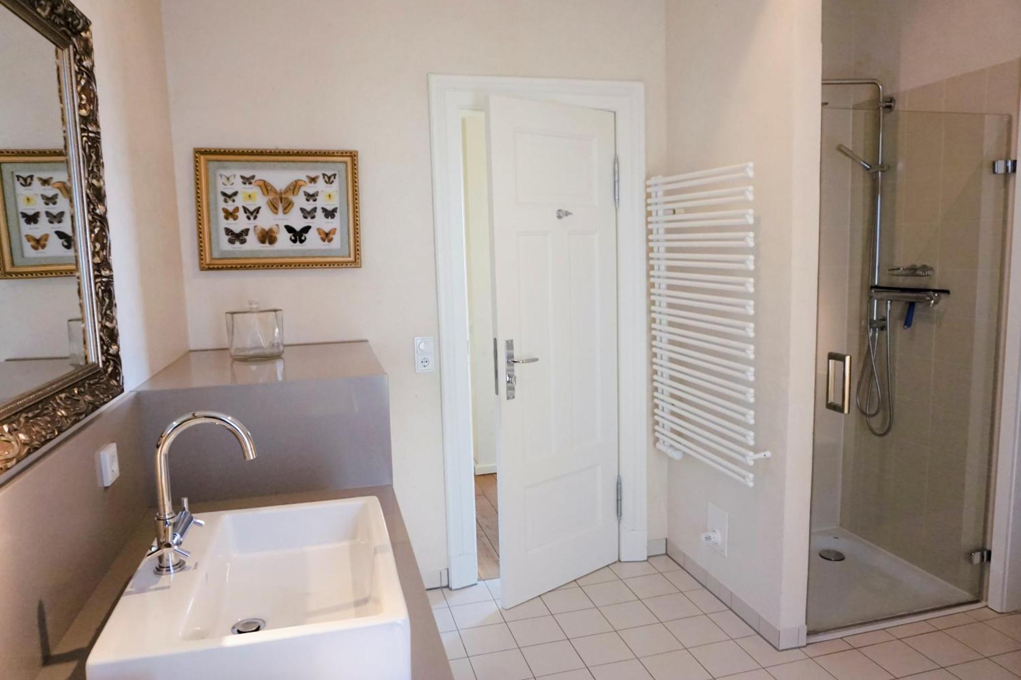 Peeneblick - Traumhaus In Exklusiver Direktlage Am Wasser Mit Eigenem Bootssteg Fuer 8 Personen Rankwitz Exterior photo
